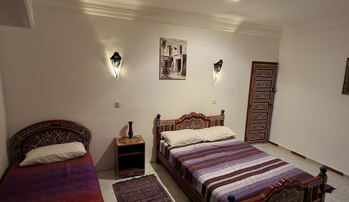Habitación triple, vistas a la ciudad