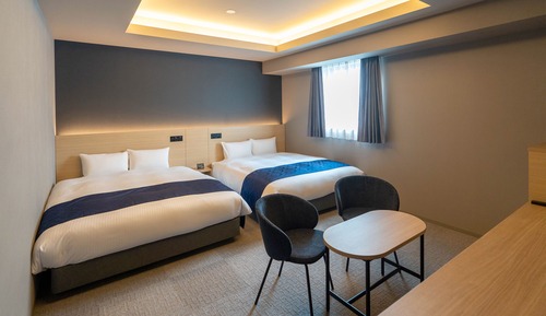 Habitación superior con 2 camas individuales, no fumadores (check-in is not available after 10PM)