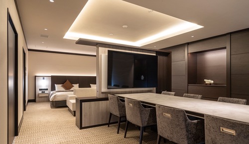 Habitación, no fumadores (check-in is not available after 10PM)