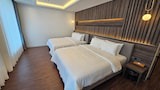 Family Suite, City View