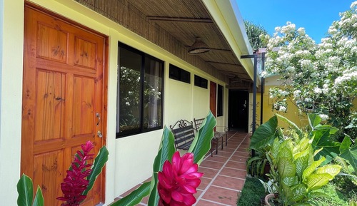 Habitación estándar con 1 cama doble o 2 individuales, 1 cama de matrimonio, baño privado