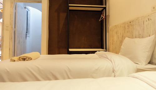 Habitación con 1 cama doble o 2 individuales