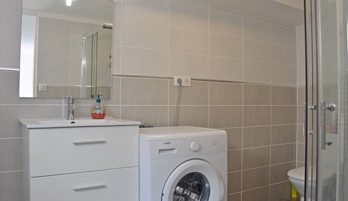 Habitación triple clásica, no fumadores, baño privado