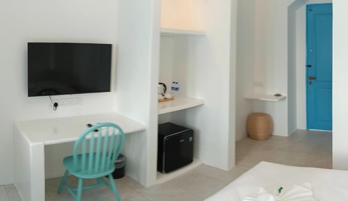 Habitación Deluxe doble, acceso a la piscina