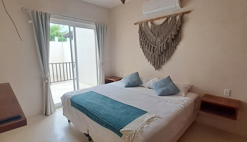 Apartamento familiar, vistas a la piscina