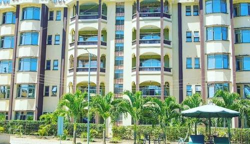 Apartamento, 1 habitación, piscina privada, vistas al patio