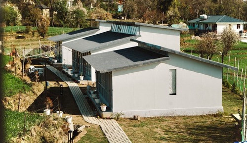 Villa familiar, cocina básica, vistas a la montaña