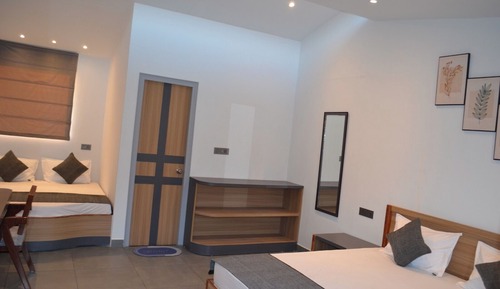 Habitación cuádruple familiar, vistas al jardín