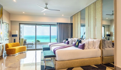Suite 2 Queen Beds Ocean Front