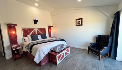 Habitación de diseño doble, 1 cama de matrimonio grande, vistas a la montaña