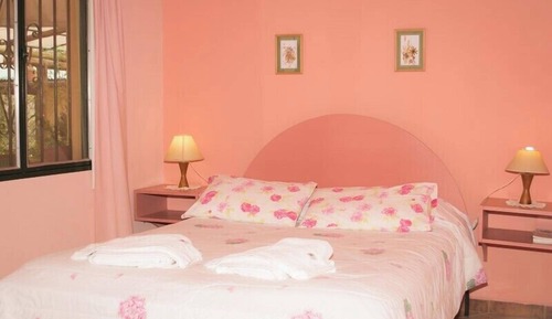 Apartamento, vistas al jardín