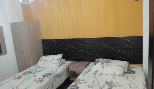 Habitación triple económica