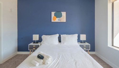Apartamento exclusivo, 1 cama de matrimonio con sofá cama, no fumadores, balcón
