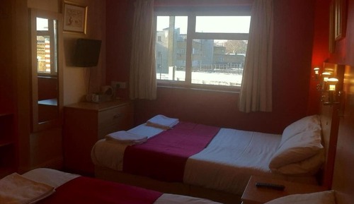 Habitación cuádruple estándar