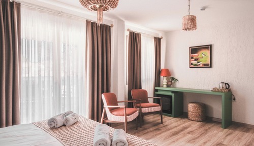Habitación familiar doble, balcón, vistas a la ciudad