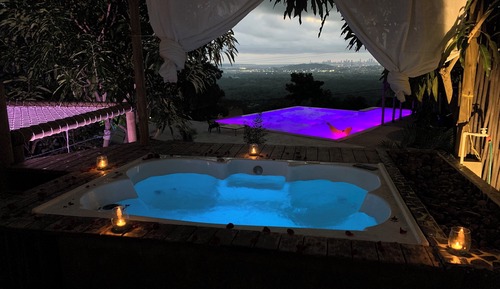 Chalet romántico, vistas a la ciudad