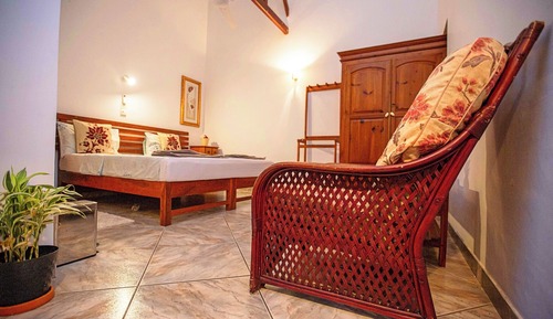 Habitación doble, vistas a la piscina