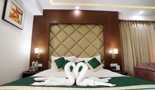 Suite Elite, 1 cama de matrimonio grande, vistas a la montaña