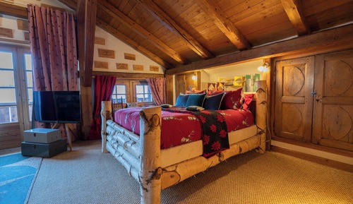Suite presidencial, bañera de hidromasaje, vistas a la montaña