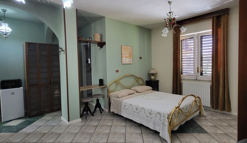 Deluxe Studio, Courtyard View