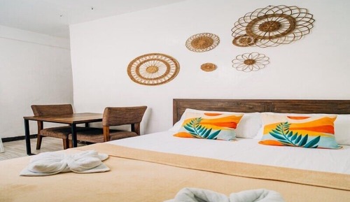 Habitación básica con 1 cama doble o 2 individuales, 1 cama de matrimonio
