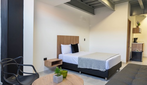 Apartamento clásico, vistas a la ciudad
