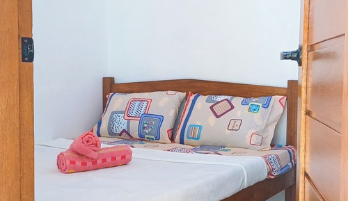 Habitación clásica con 1 cama doble o 2 individuales, vistas al jardín