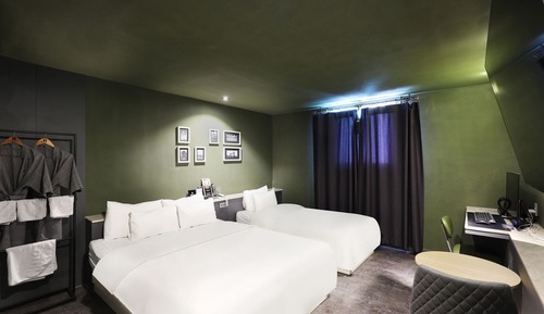 Habitación con 2 camas individuales