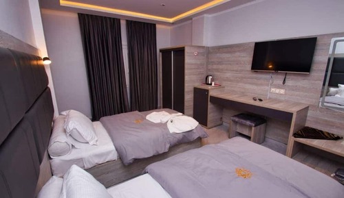 Habitación Confort con 1 cama doble o 2 individuales, balcón, vistas al patio