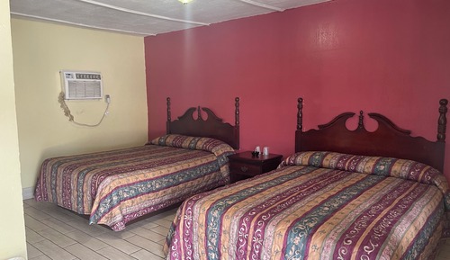 Habitación básica doble, microondas