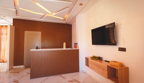 Suite, balcón, vistas al parque