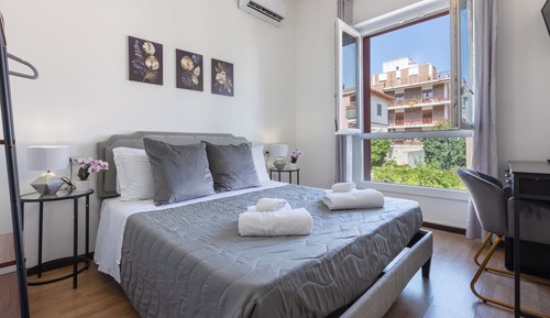Classic Double or Twin Room, Courtyard View
