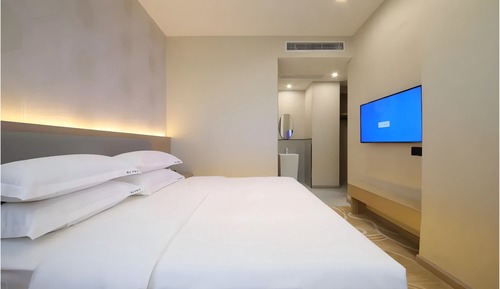 Superior Double Room, City View