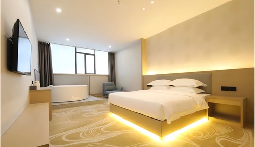 Comfort Single Room, City View