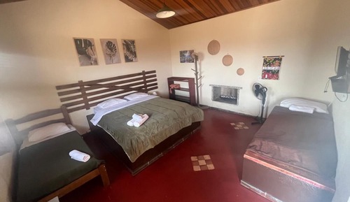Habitación cuádruple, no fumadores, vistas a la montaña