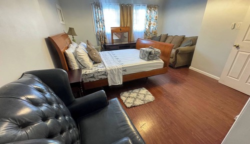 Apartamento, 3 habitaciones, fumadores, vistas a la ciudad
