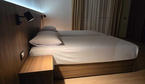 Habitación Confort con 1 cama doble o 2 individuales