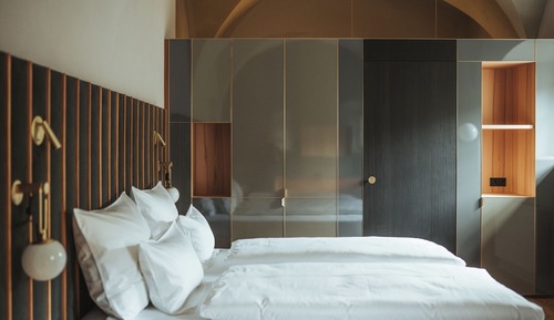 Habitación Confort doble, vistas a la ciudad, planta baja