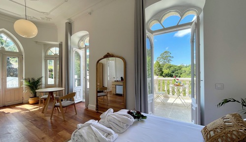 Habitación Deluxe doble, 1 cama de matrimonio, bañera, vistas al río