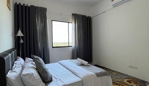 Apartamento familiar, balcón, vistas a la ciudad