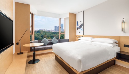 Habitación, 1 cama de matrimonio grande, vistas al jardín