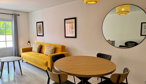 Dúplex Deluxe, vistas parciales al mar