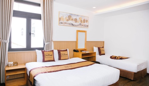 Habitación triple Deluxe, vistas a la ciudad