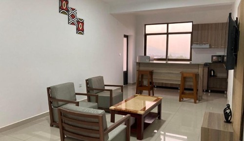Apartamento económico, vistas a la ciudad