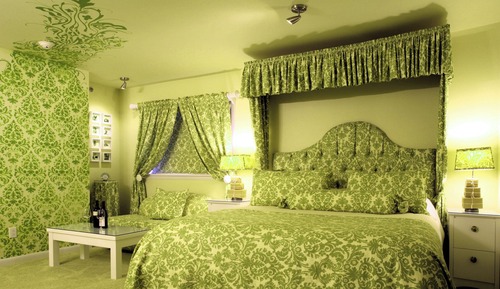 Maria's Curtains