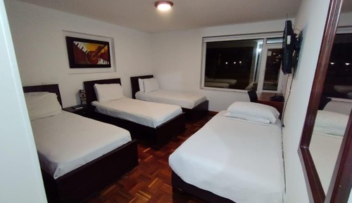 Habitación cuádruple básica