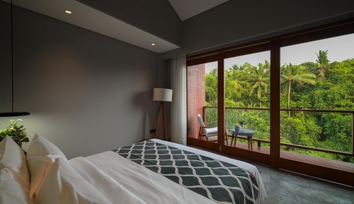 Dinara - Three Bedroom Residence