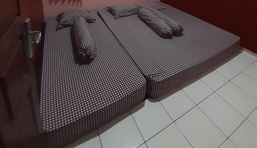 Habitación familiar con 1 cama doble o 2 individuales
