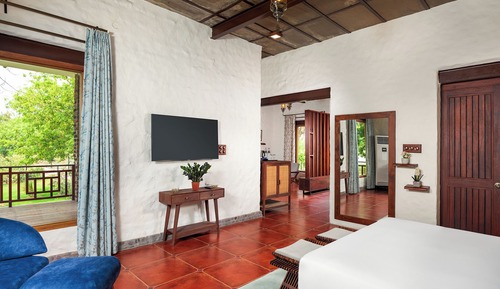 Villa de lujo, balcón, vistas al río
