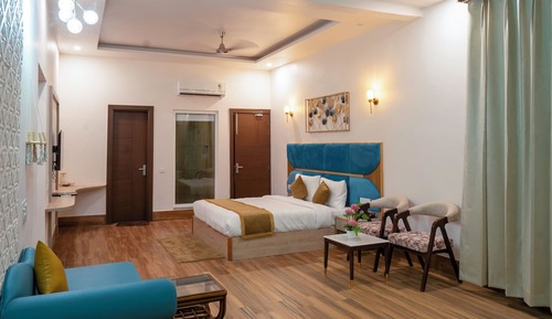 Habitación Elite doble, 1 cama de matrimonio grande con sofá cama, no fumadores, vistas a la montaña